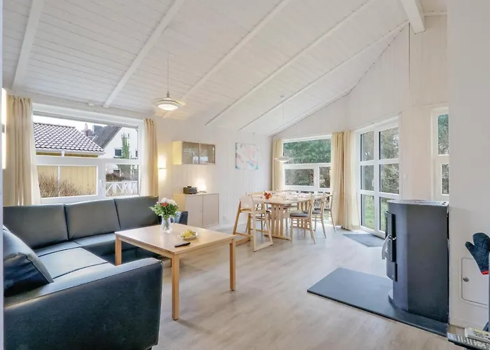 Schmugglerstieg 2 - Dorf 6 Priwall